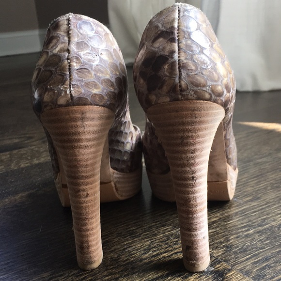 Stuart weitzman platform heels - Picture 6 of 8